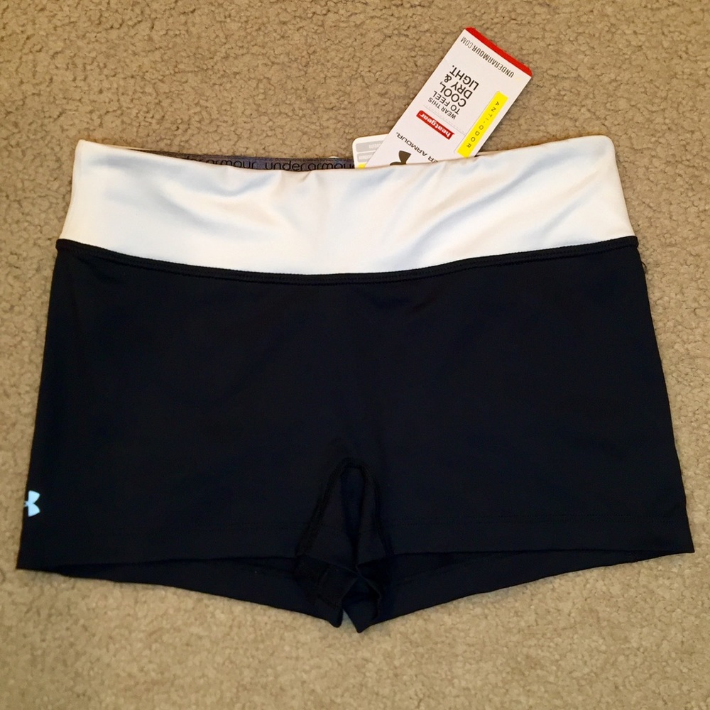 NWT Under Armour Compression Shorts- Size M